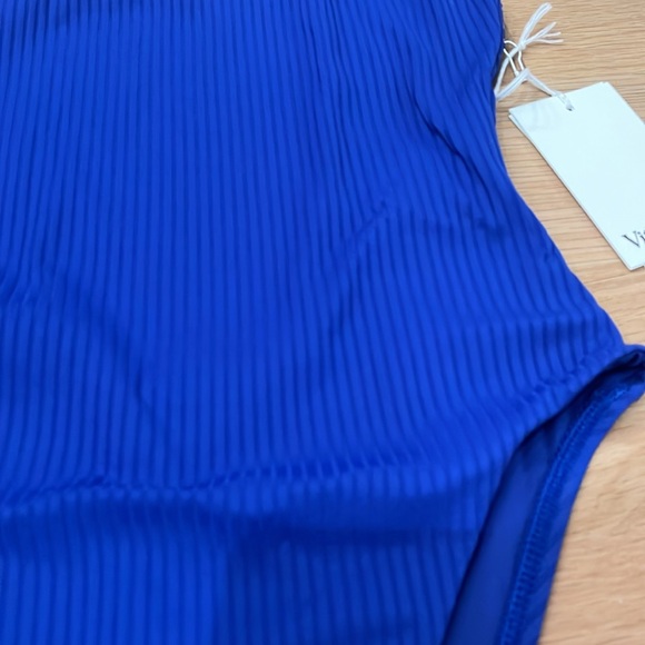 NWT Vitamin A Alia One Piece Swimsuit Cheeky Halter Blue 10 Large - Picture 5 of 11